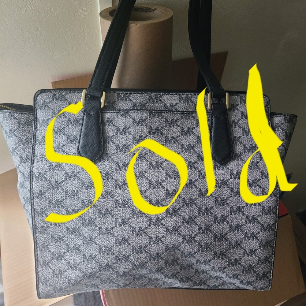 Michael Kors Purse